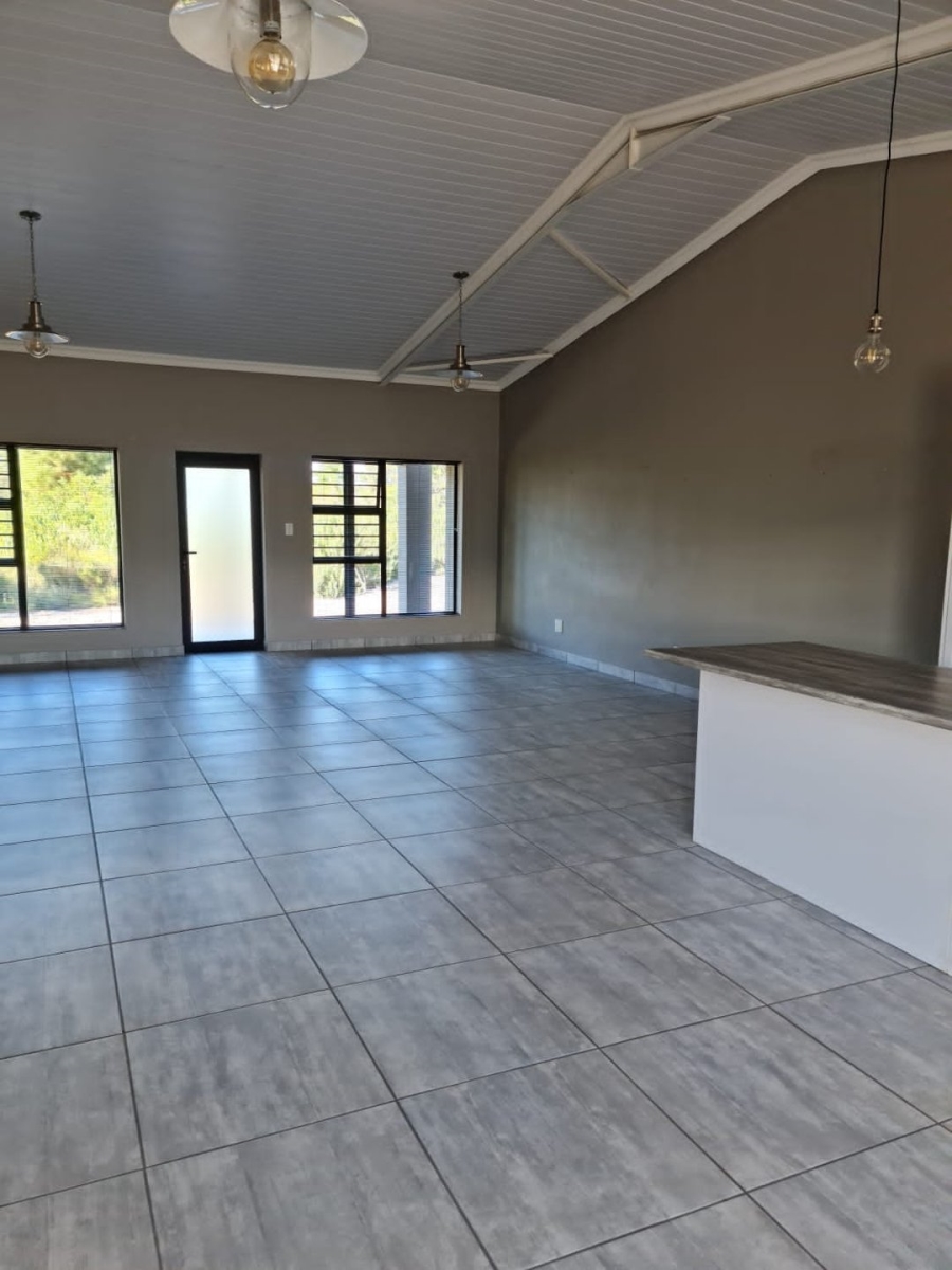 To Let 2 Bedroom Property for Rent in Albertinia Western Cape
